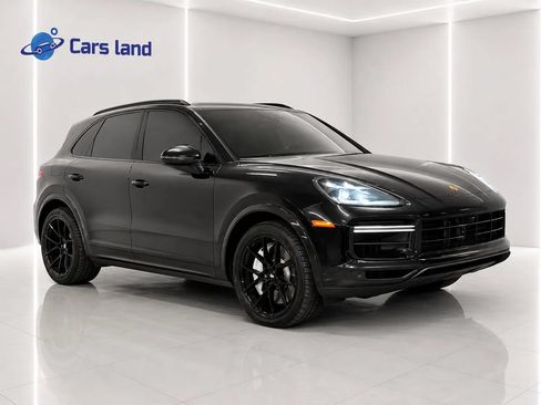 Used 2020 Porsche Cayenne Turbo AWD/4WD image 1