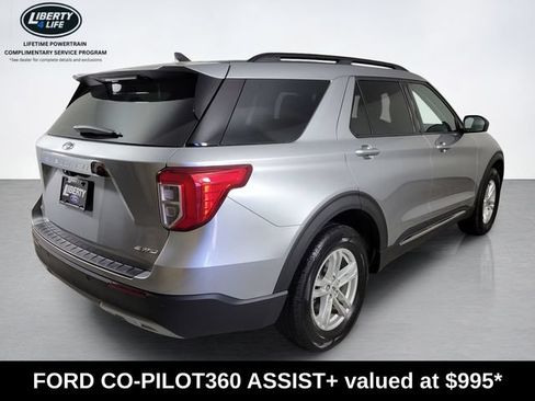 Used 2023 Ford Explorer XLT w/ Equipment Group 202A AWD/4WD image 3