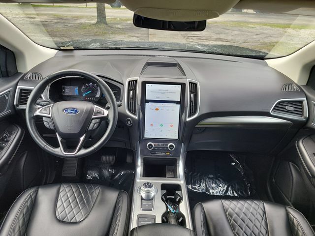 Used 2024 Ford Edge Titanium AWD/4WD image 12
