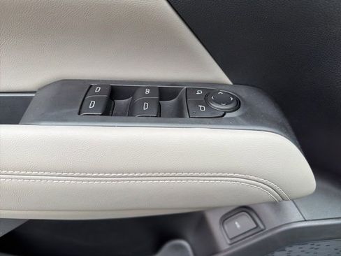 Used 2025 GMC Terrain Elevation w/ Elevation Premium Package image 18