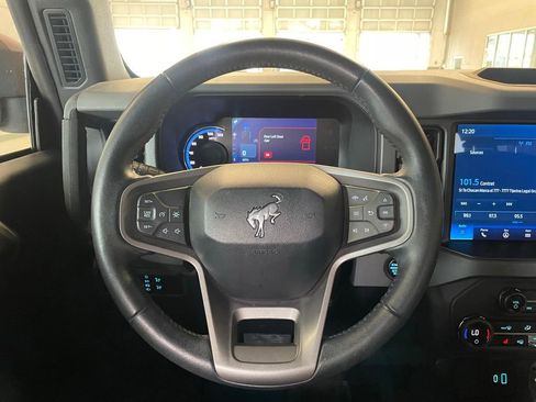Used 2024 Ford Bronco Black Diamond AWD/4WD image 14