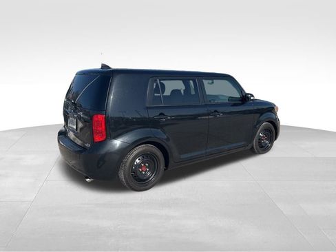 Used 2010 Scion xB image 22
