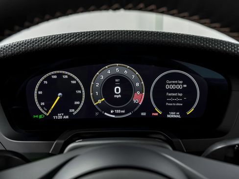 Used 2026 Porsche 911 GT3 image 18