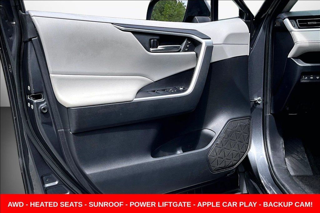 Used 2020 Toyota RAV4 XLE Premium AWD/4WD image 19