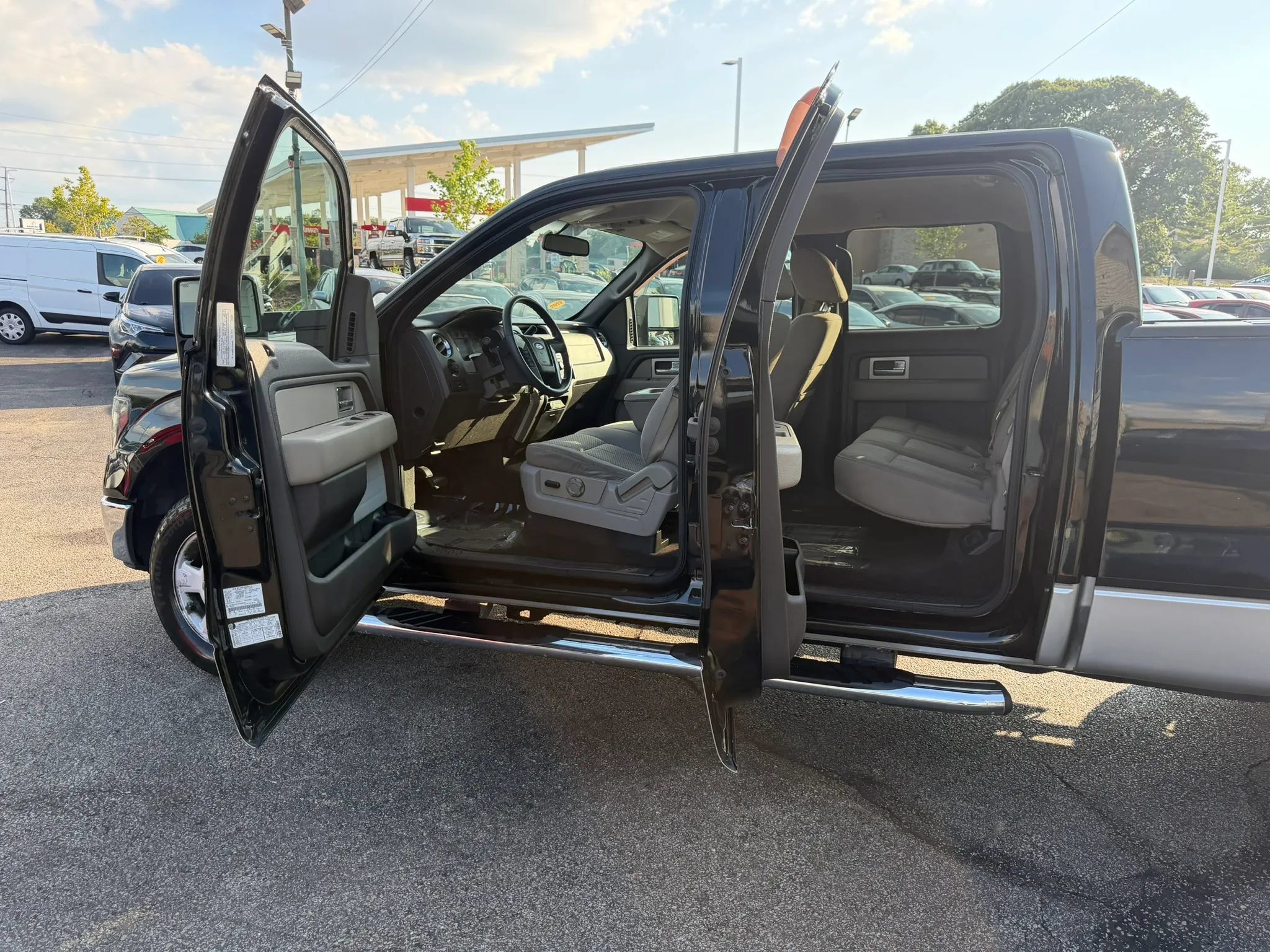 Used 2009 Ford F150 XLT AWD/4WD image 11