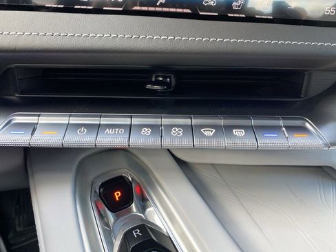 New 2026 Chevrolet Corvette Stingray Premium Cpe w/ Chrome Exterior Badge Package RWD image 21