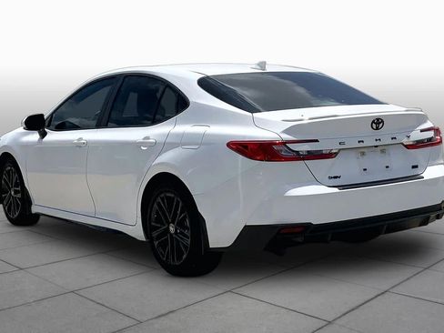 Used 2025 Toyota Camry SE w/ Multimedia Upgrade Package FWD image 12