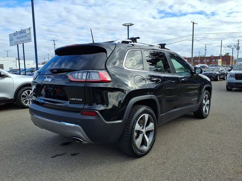 Used 2021 Jeep Cherokee Limited image 6