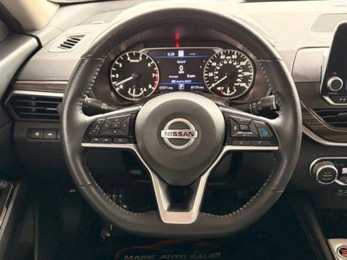 Used 2020 Nissan Altima 2.5 SL FWD image 30