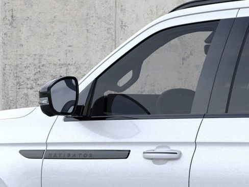 New 2026 Lincoln Navigator L Reserve AWD/4WD image 20