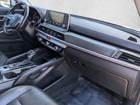Used 2020 Kia Telluride S FWD image 23