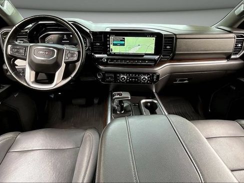 Used 2023 GMC Sierra 1500 SLT w/ SLT Premium Plus Package AWD/4WD image 10