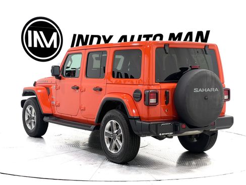 Used 2020 Jeep Wrangler Unlimited Sahara w/ Uconnect 4C Nav & Sound Group AWD/4WD image 6