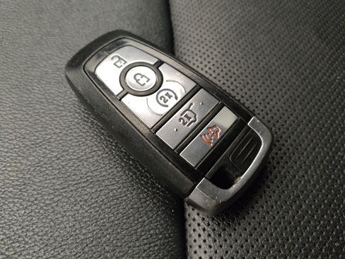 Used 2020 Ford Explorer Limited RWD image 32