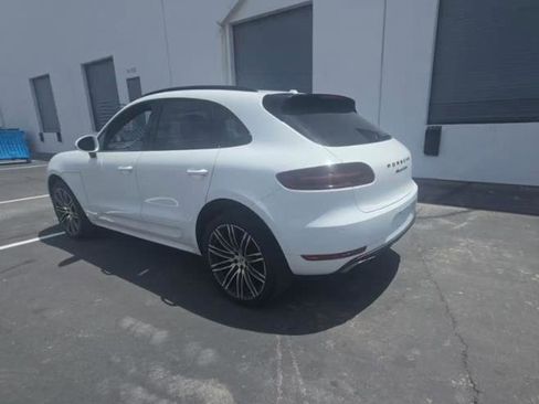 Used 2017 Porsche Macan Turbo AWD/4WD image 6