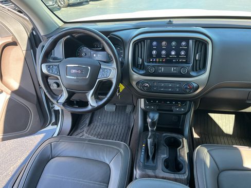 Used 2022 GMC Canyon Denali image 37