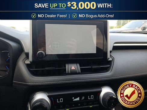 Used 2025 Toyota RAV4 LE AWD/4WD image 25