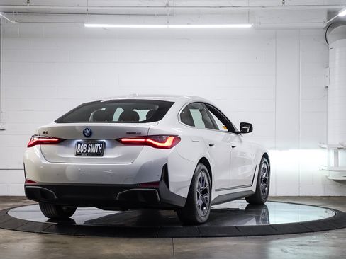 Used 2023 BMW i4 eDrive40 w/ Premium Package RWD image 6