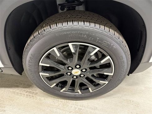 New 2026 Chevrolet Traverse LT w/ Sun and Wheel Package image 14