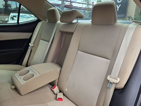 Used 2016 Toyota Corolla LE FWD image 22