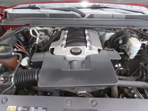 Used 2015 Cadillac Escalade ESV Premium image 35