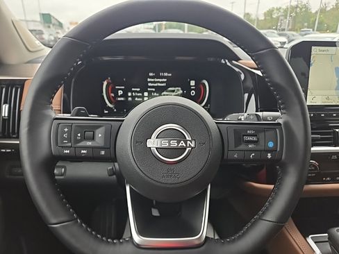 New 2025 Nissan Pathfinder Platinum w/ Cargo Package image 17