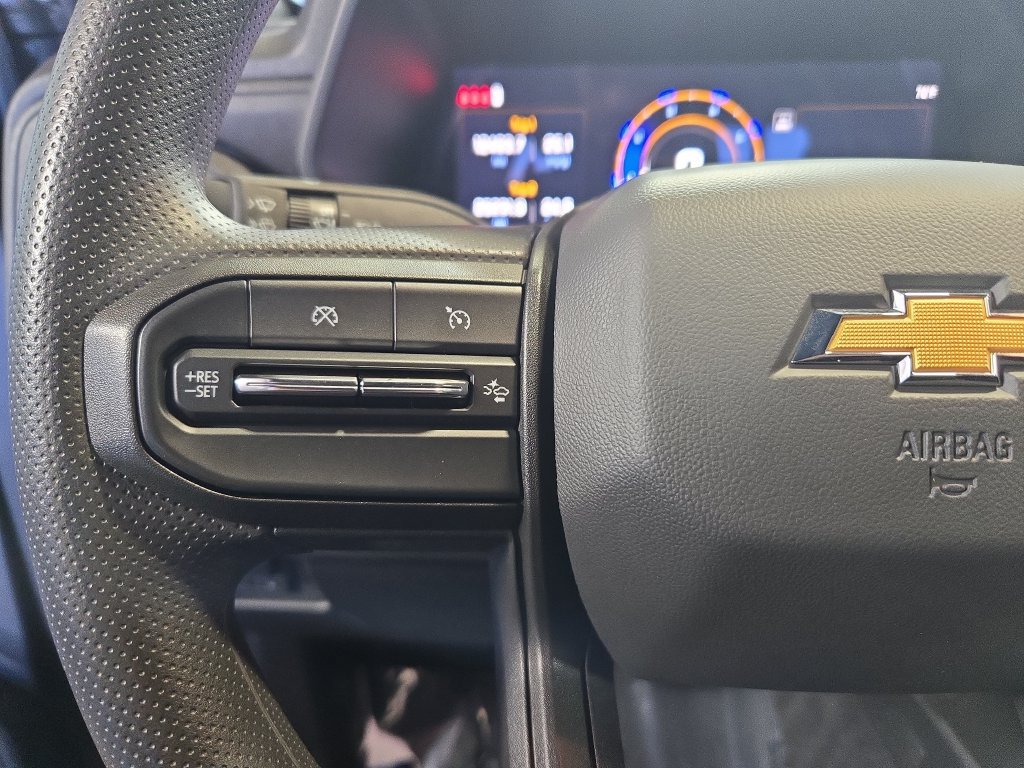 Used 2024 Chevrolet Colorado W/T AWD/4WD image 20