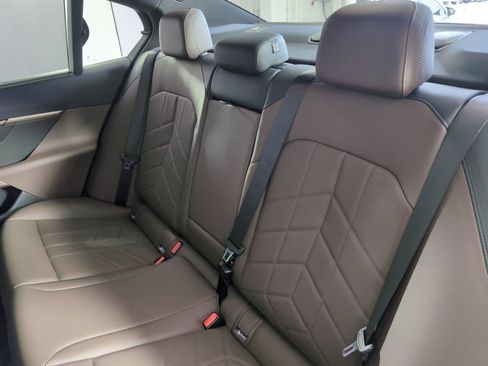 Used 2026 BMW 530i w/ Premium Package image 28