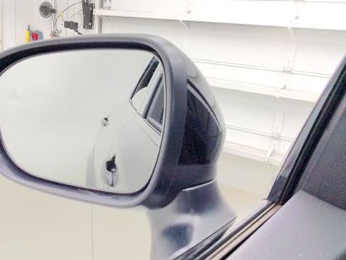 Certified 2023 Nissan Ariya FWD image 12