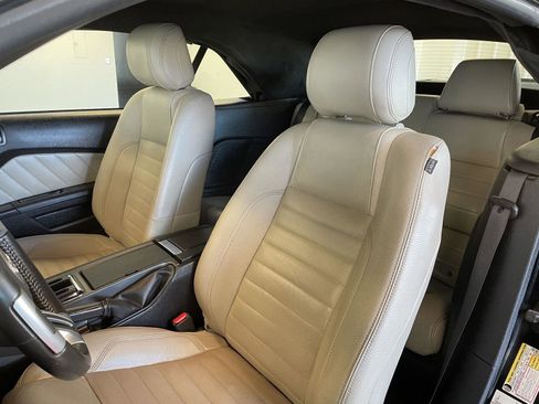 Used 2012 Ford Mustang GT Premium w/ Electronics Pkg image 18