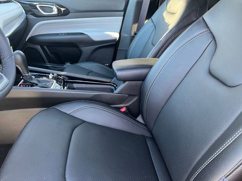 New 2025 Jeep Compass Limited w/ Elite Group image 22