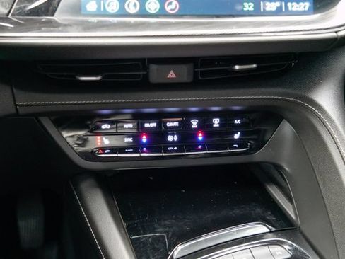 Used 2023 Buick Envision Essence AWD/4WD image 29
