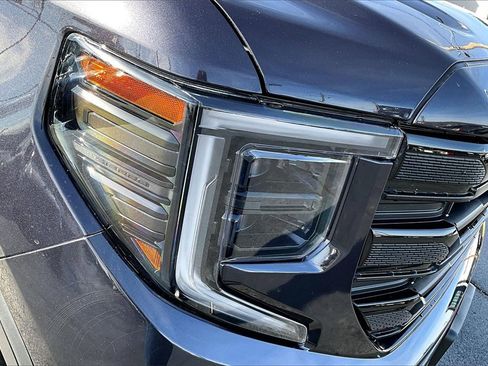 Used 2022 GMC Sierra 1500 Elevation w/ X31 Off-Road Package image 30