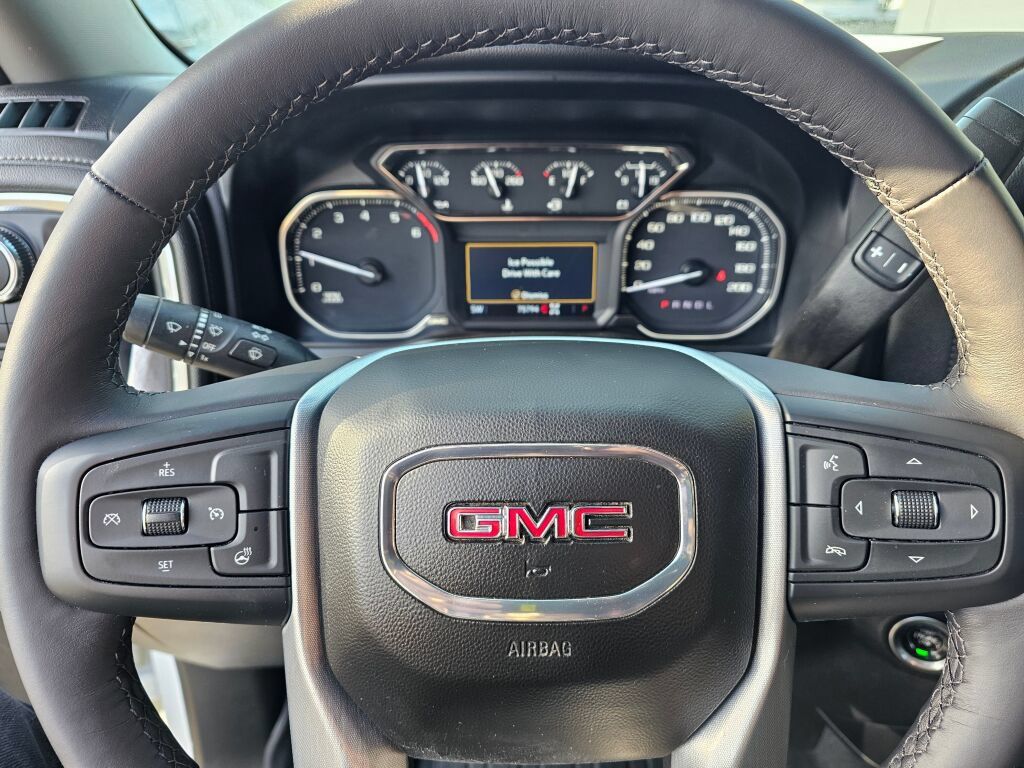 Used 2022 GMC Sierra 3500 SLT w/ X31 Off-Road Package AWD/4WD image 19
