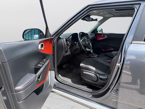 Used 2023 Kia Soul GT-Line FWD image 13