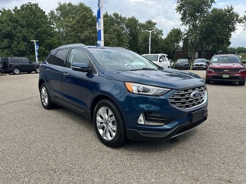 Used 2020 Ford Edge Titanium AWD/4WD image 11
