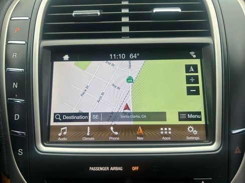 Used 2016 Lincoln MKX Select w/ Select Plus Package FWD image 17