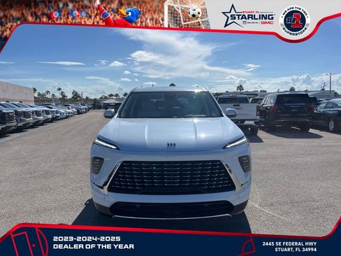 New 2026 Buick Enclave Avenir w/ Super Cruise Package AWD/4WD image 3