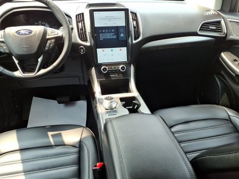 Certified 2024 Ford Edge SEL w/ Convenience Package AWD/4WD image 10