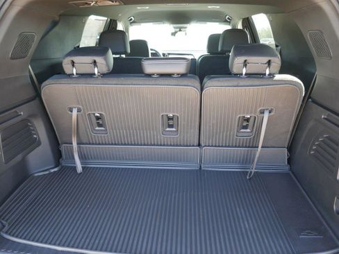 New 2026 Chevrolet Traverse LT image 14
