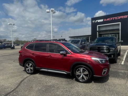 Used 2021 Subaru Forester Touring w/ Popular Package #2 AWD/4WD image 2