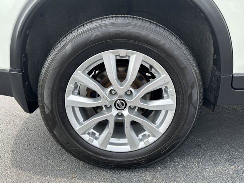Used 2019 Nissan Rogue S w/ Special Edition Package AWD/4WD image 74