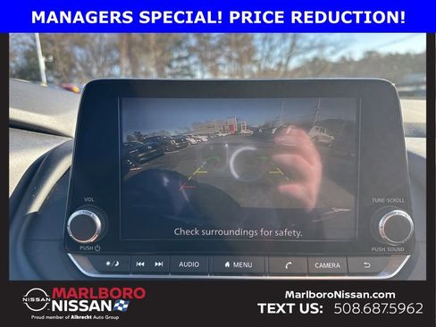 Certified 2024 Nissan Rogue SV image 25