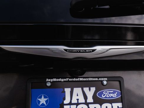 Used 2023 Chrysler Voyager LX FWD image 45