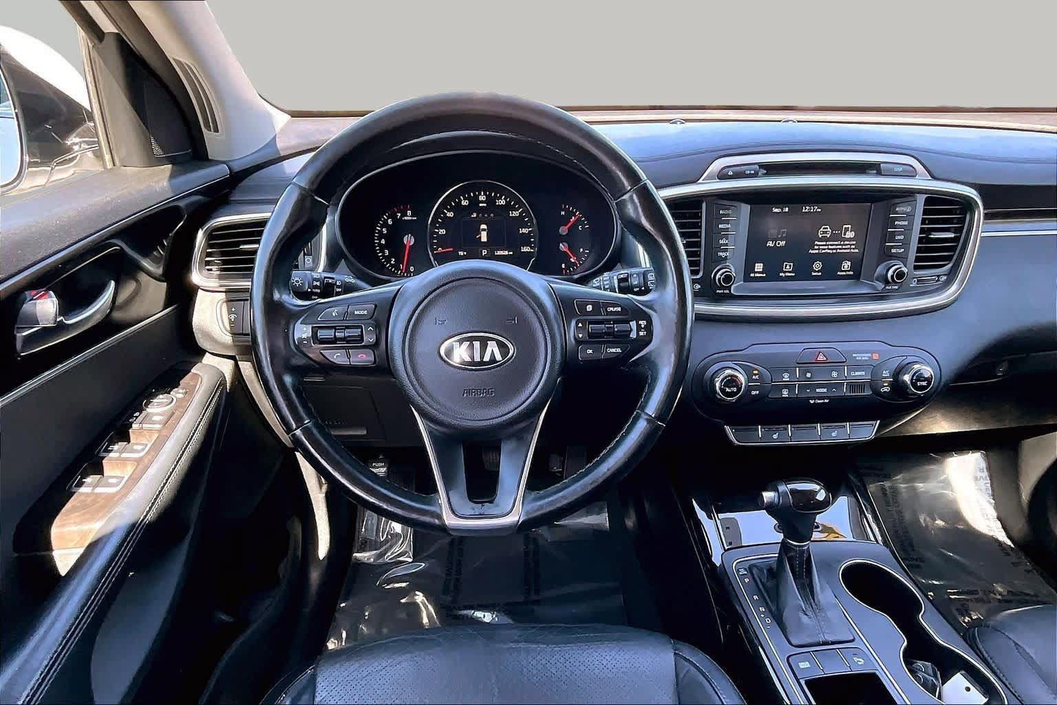 Used 2017 Kia Sorento EX FWD image 5