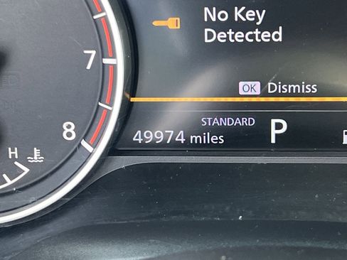 Used 2023 Nissan Rogue SL w/ SL Premium Package FWD image 7