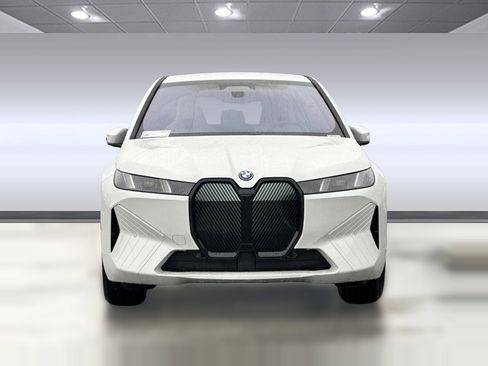 Used 2026 BMW iX xDrive45 AWD/4WD image 6