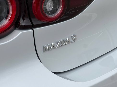 Used 2024 MAZDA MAZDA3 s FWD image 24