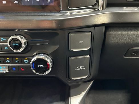 New 2026 Ford F250 Lariat w/ Black Appearance Package AWD/4WD image 27