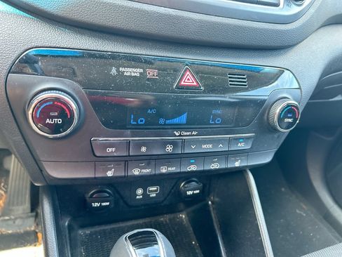 Used 2017 Hyundai Tucson SE Plus w/ Cargo Package FWD image 25